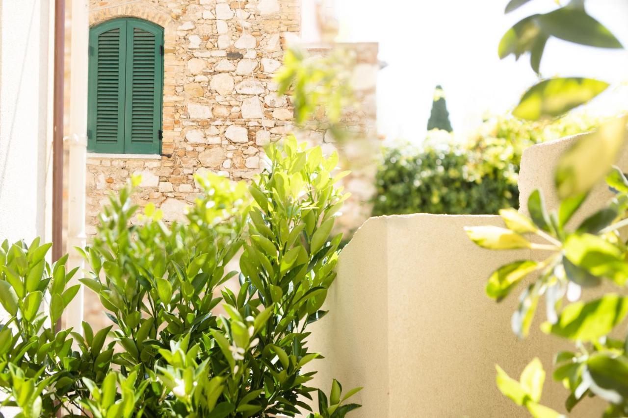 La Malandrina - Apartments & Suites Taormina Esterno foto