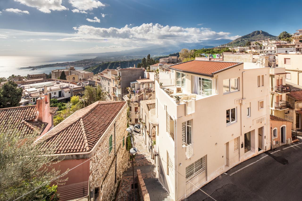 La Malandrina - Apartments & Suites Taormina Esterno foto