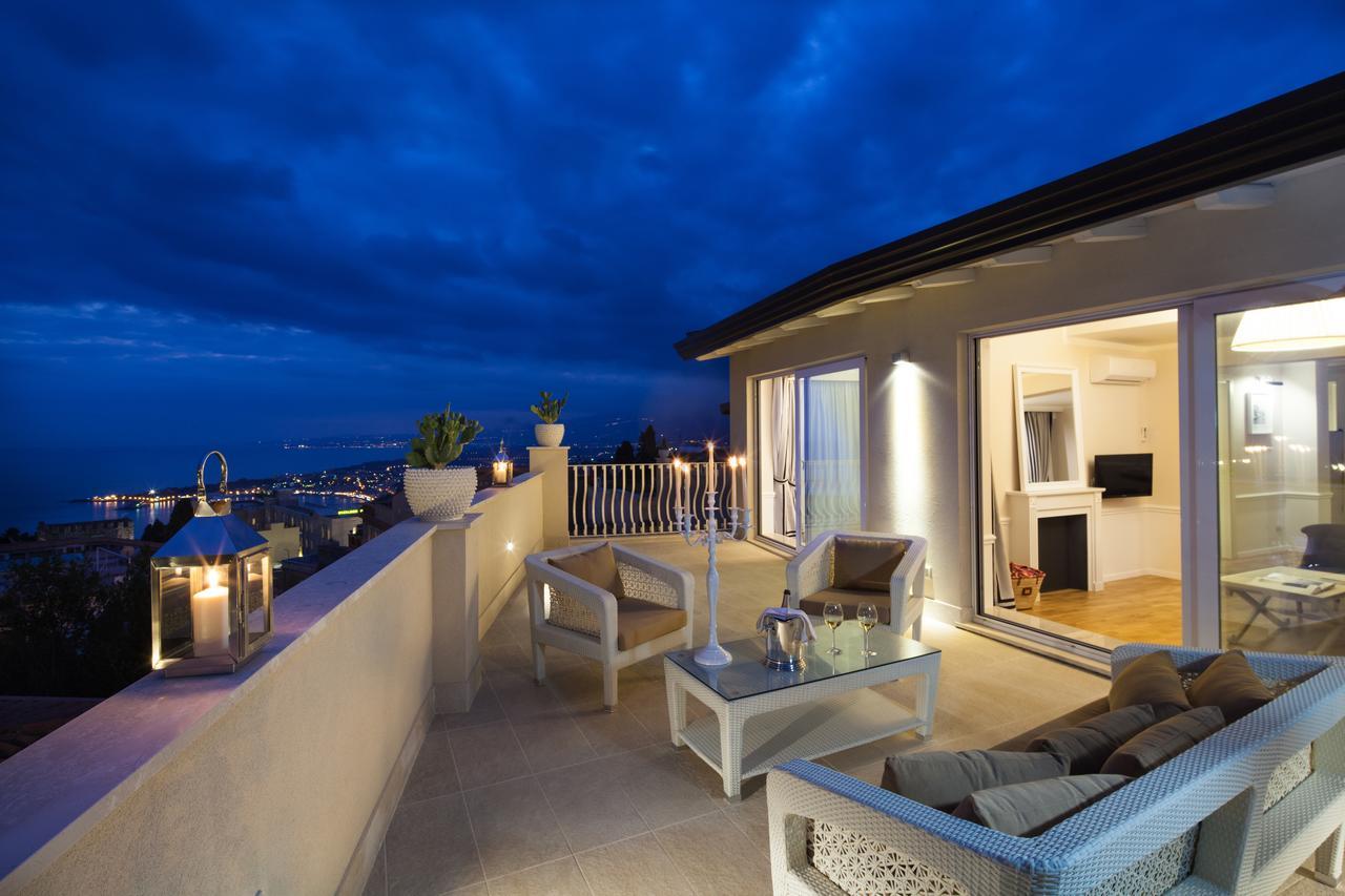 La Malandrina - Apartments & Suites Taormina Esterno foto